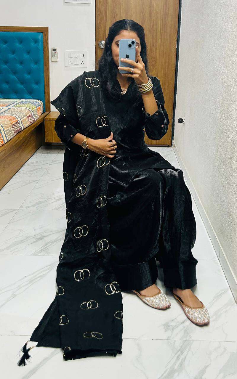 Women's Fendi Silk Solid Muslim Straight Kurti With Pant and Dupatta set - Image 2